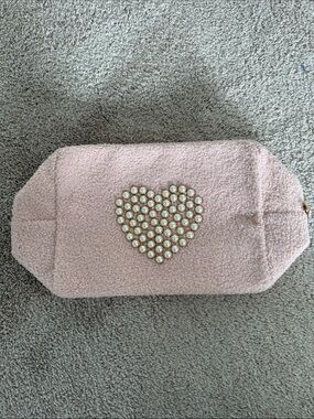 BTB Los Angeles Pink Pearl Heart Cosmetic Pouch